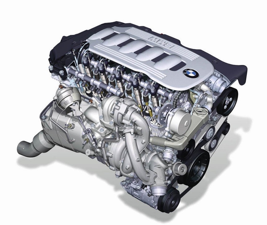 Чем отличается дизельный двигатель от бензинового двигателя. Дизельный двигатель БМВ. Машины с дизельными моторами. Дизельный двигатель против бензинового. Р9 м5 дизель мотор.
