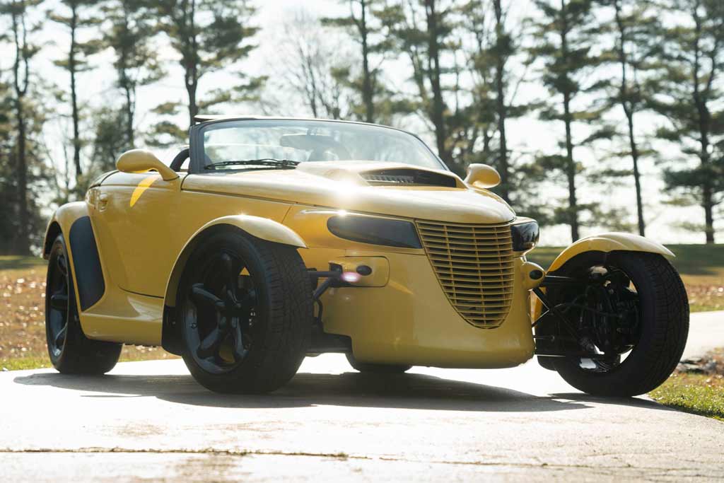 Plymouth Prowler с прицепом